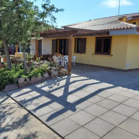 Baia Delle Mimose House * Badesi