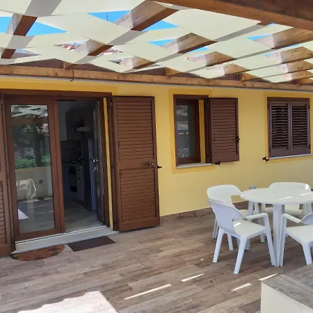 Baia Delle Mimose House Nyaraló *